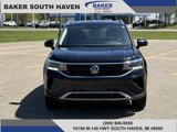 Used 2024 Volkswagen Taos SE w/ Panoramic Sunroof Package image 2