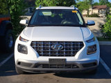Used 2022 Hyundai Venue SEL w/ Cargo Package image 2