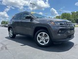 Used 2024 Jeep Compass Latitude image 3