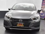Used 2023 Nissan Versa SV image 3