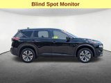 Used 2022 Nissan Rogue SV image 4