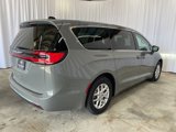 Used 2023 Chrysler Pacifica Touring-L image 6