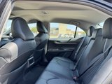 Used 2023 Toyota Camry SE image 2