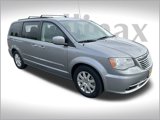 Used 2016 Chrysler Town & Country Touring image 1