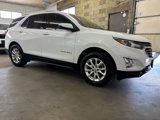 Used 2019 Chevrolet Equinox LT w/ Sun & Navigation Package image 3