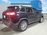 Used 2020 Jeep Cherokee Latitude w/ Cold Weather Group image 4