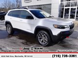 Used 2022 Jeep Cherokee Trailhawk image 2