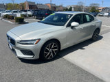Used 2020 Volvo S60 T6 Momentum image 4