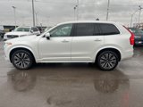 Certified 2022 Volvo XC90 T5 Momentum w/ Advanced Package image 3