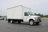 Used 2016 Ford E-450 and Econoline 450 Super Duty image 3
