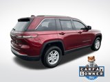 Used 2023 Jeep Grand Cherokee Laredo image 3