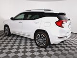 Used 2022 GMC Terrain Denali w/ Denali Premium Package image 6