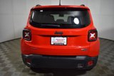 Used 2016 Jeep Renegade Latitude image 4