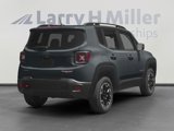 Used 2016 Jeep Renegade Trailhawk w/ Premium Trailhawk Package image 2