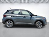 New 2025 Hyundai Venue Limited image 4