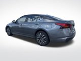 Used 2023 Nissan Altima 2.5 SV image 2