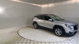Used 2022 GMC Terrain SLE w/ Driver Convenience Package image 2