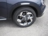 Used 2024 Hyundai Venue Limited image 3