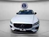 Certified 2025 Volvo S60 B5 Core image 2