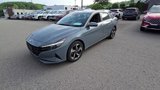 Used 2023 Hyundai Elantra SEL w/ Convenience Package image 2
