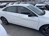New 2025 Hyundai Elantra SEL image 4