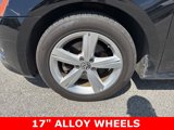 Used 2015 Volkswagen Passat 1.8T Limited Edition image 6