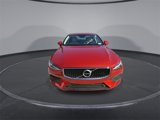 Used 2020 Volvo S60 T5 Momentum image 3