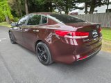 Used 2017 Kia Optima LX image 4