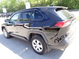 Used 2022 Toyota RAV4 LE image 5