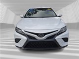 Used 2018 Toyota Camry SE image 2
