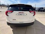 Used 2024 GMC Terrain SLE image 3