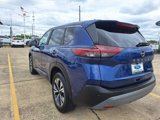 Used 2023 Nissan Rogue SV image 3