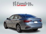Used 2024 Volkswagen Jetta SE w/ Panoramic Sunroof Package image 3