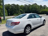 Used 2010 Toyota Camry LE image 4