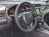 Used 2020 Toyota Camry SE image 3