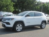 Used 2022 Jeep Compass Latitude image 3