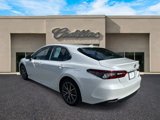 Used 2021 Toyota Camry XLE image 5