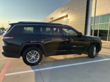 Used 2022 Jeep Grand Cherokee L Laredo w/ Luxury Tech Group I image 2