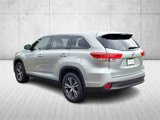 Used 2019 Toyota Highlander LE image 5