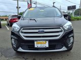 Used 2018 Ford Escape SE w/ Ford Safe & Smart Package image 2