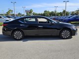 Used 2023 Nissan Altima 2.5 SV image 3