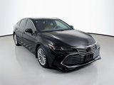 Used 2019 Toyota Avalon Limited image 3
