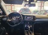 Used 2019 Volkswagen Jetta R-Line image 3