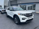 Used 2022 Ford Explorer XLT w/ Equipment Group 202A image 2