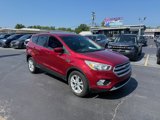 Used 2017 Ford Escape SE image 2