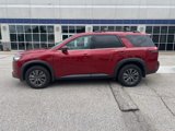 Used 2023 Nissan Pathfinder SV image 2