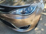 Used 2018 Chrysler Pacifica Limited w/ Tire & Wheel Group image 5