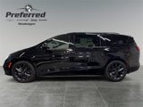 New 2025 Chrysler Pacifica Limited w/ Trailer Tow Group image 2