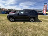 Used 2022 Toyota RAV4 XLE image 4
