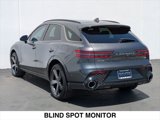 Used 2023 Genesis GV70 2.5T w/ Sport Prestige Package image 3